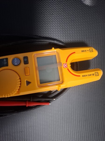 Multimetru Fluke
